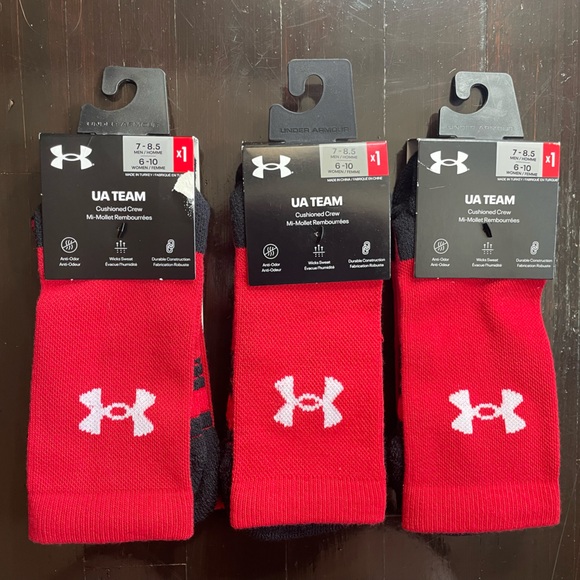 Under Armour Men's Red and Black Crew Socks - Picture 1 of 5